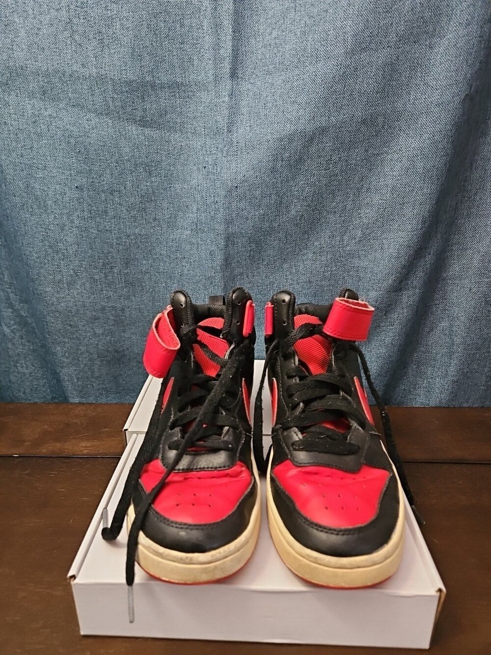 Nike Court Borough Mid 2 GS Bred Black University Red Size 6Y - Picture 10 of 16